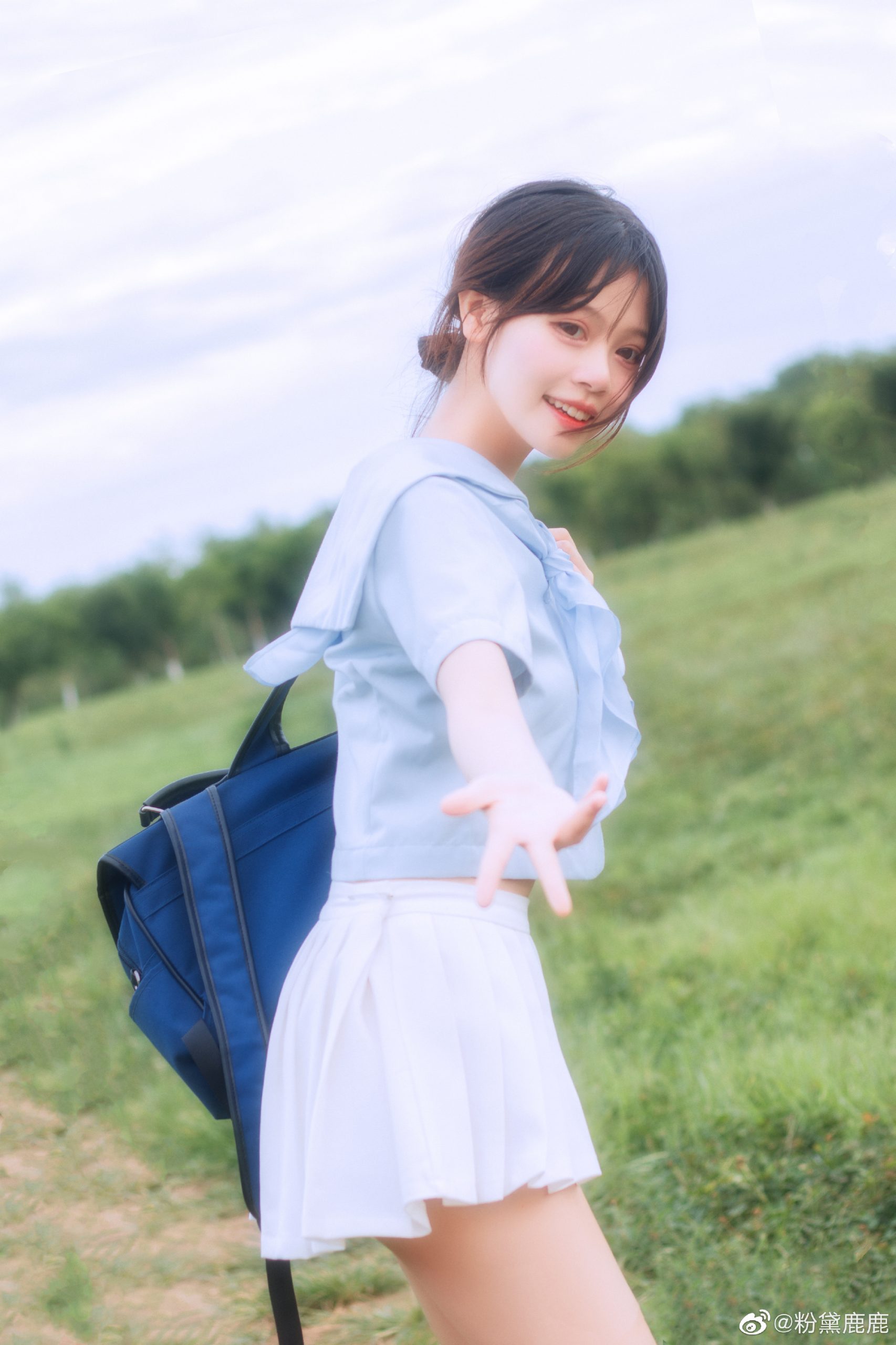 JK制服 等明年毕业的时候，可以再和我来一次这里吗？@星黛鹿鹿i-米哈社