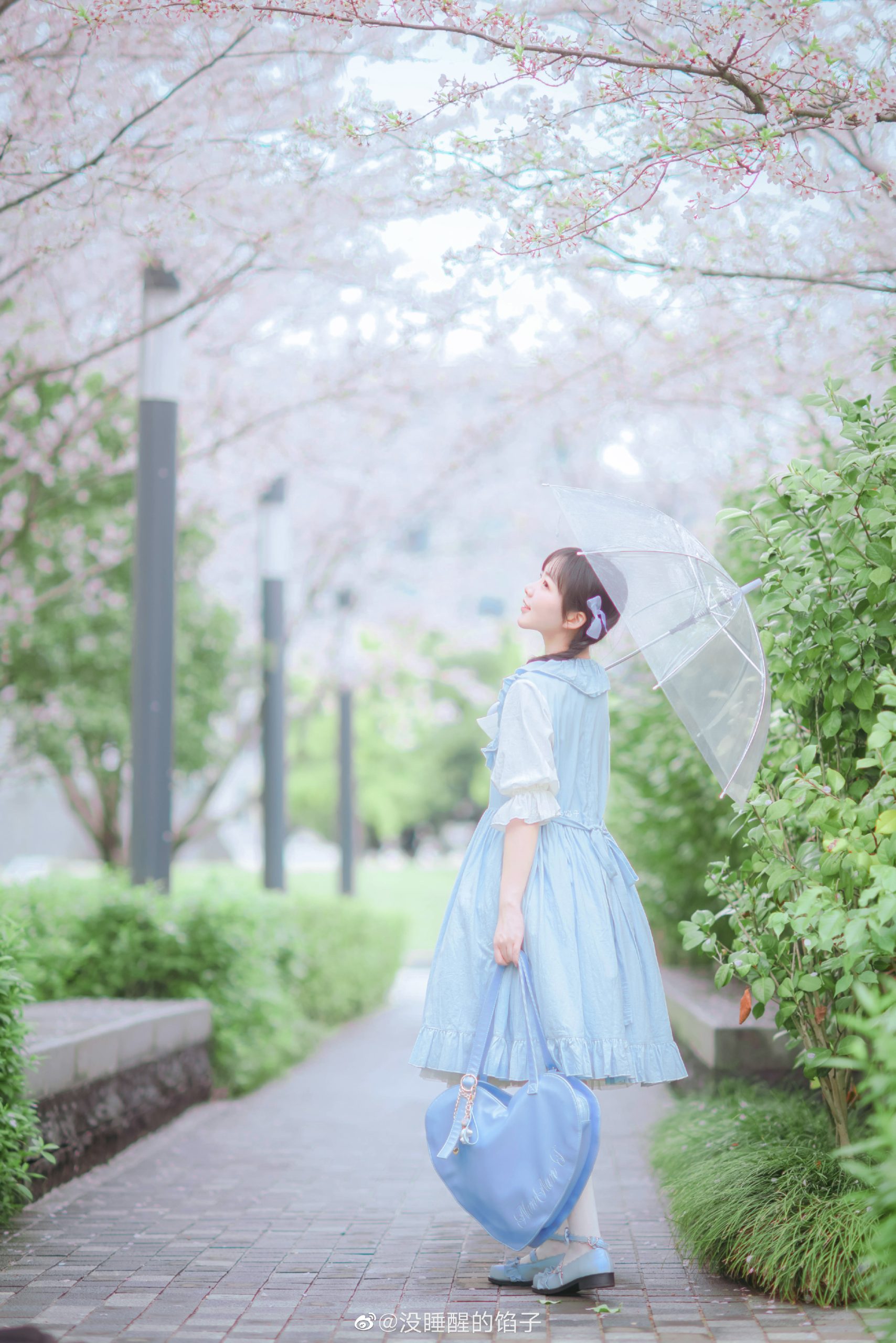 lolita 我喜欢看他笑的样子 @没睡醒的馅子-米哈社