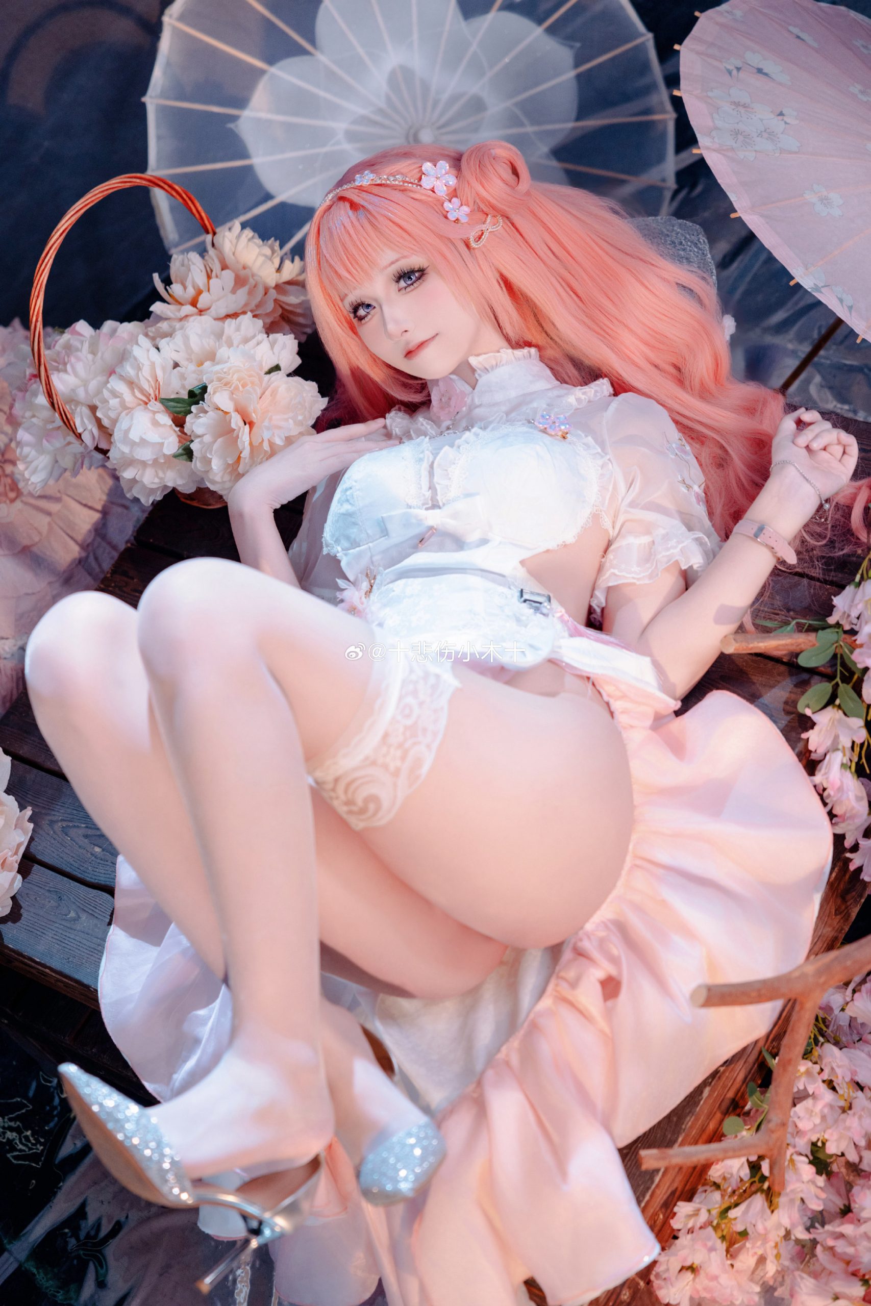 COSPLAY Nikke:胜利女神 桃乐丝 【宴桃源】@十悲伤小木十-米哈社